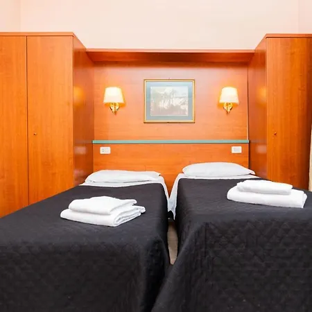 Center 2 Hotel Roma