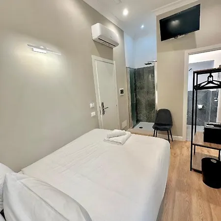Ad Tritone Guest house Rome