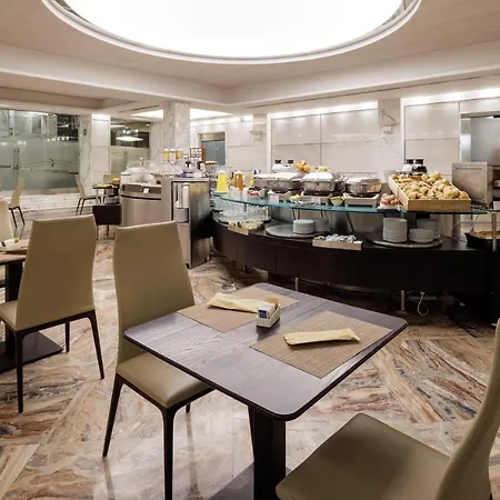 Best Western Plus Universo 4*