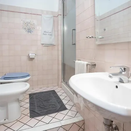 Homehouse Giulio Cesare-san Pietro 펜션 *