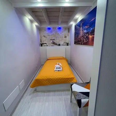 Historic Center, 800 Meters From The Trevi Fontain * Rome
