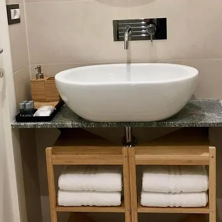 Domustyche Guest house *