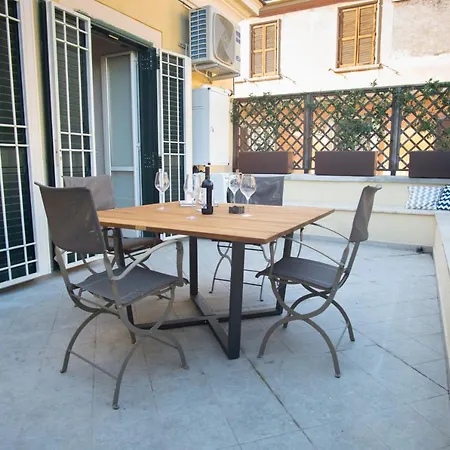 Apartment Licinia Due *