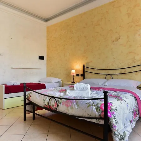 Apartment Classic In Re Di Near The Metro
