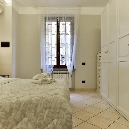 Apartment Classic In Re Di Near The Metro *