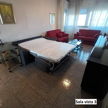 Alinda Bonacci Brunamonti Apartment