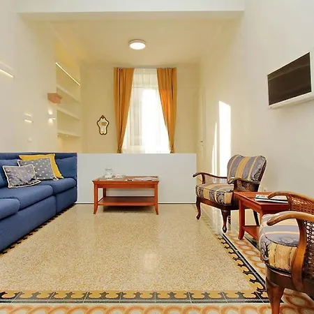 Elegant In The Heart Of Rome-navona Area Rome