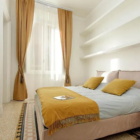 Apartment Elegant In The Heart Of Rome-navona Area