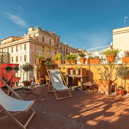 Bright And Comfy Terraced In Trastevere Appartement