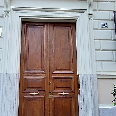 Vis Romae Luxury Apartment *