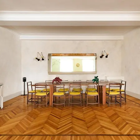 Casa Madama, A Burghesius Home Roma