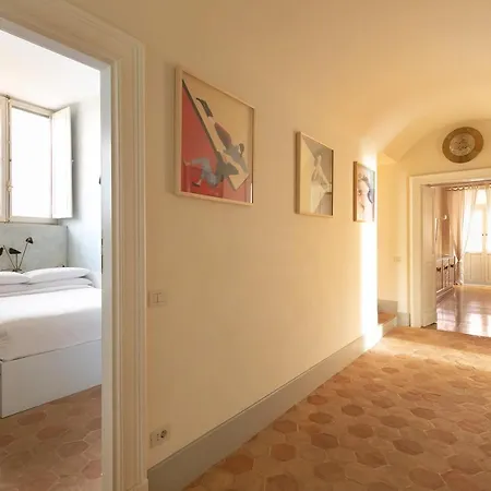 Appartamento Casa Madama, A Burghesius Home *
