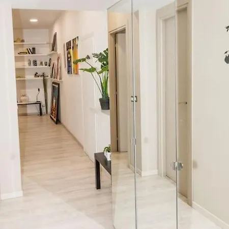 Raphi's Flat In Trastevere - The Heart Of Apartment Rome