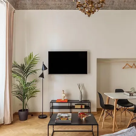 Apartment Castro Pretorio