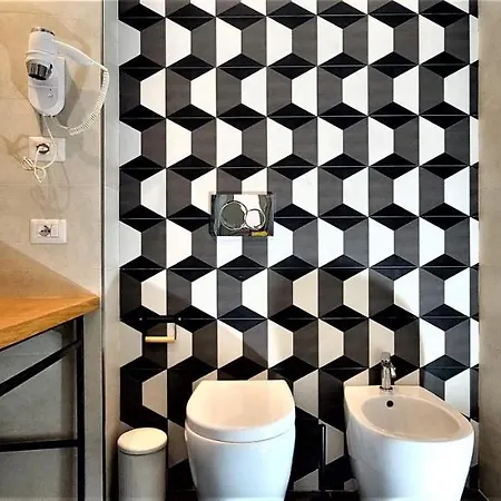 Tribvni Plebis Apartament *