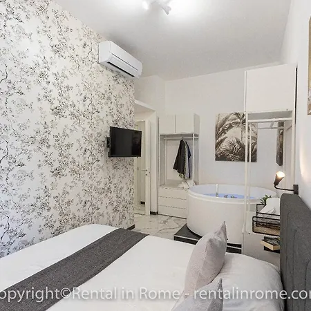Germanico By In Apartment Rome