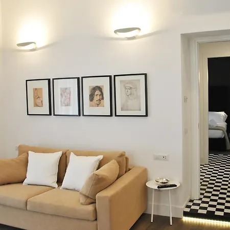App Leoncino Design Apartment In Rome Apartment