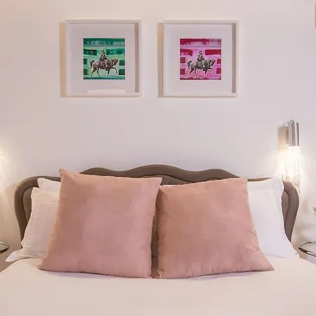 Apartment Girolamo's Jacuzzi Place Rome