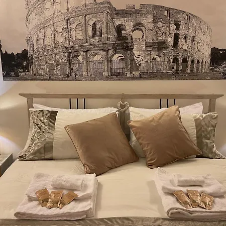 Apartment In The Heart Of *