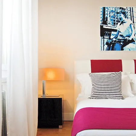 Adamas Luxury 501 Apartment
