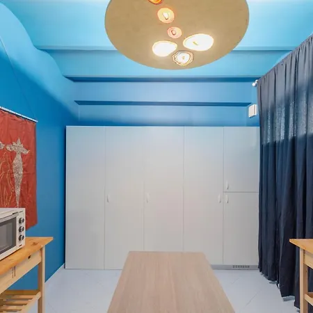 Tarshito Gallery House * רומא