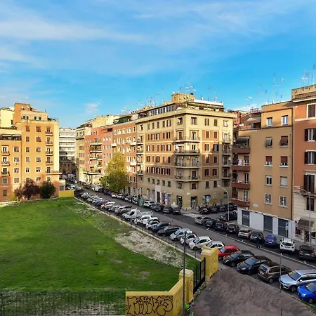 Classic In Re Di Near The Metro * Rome