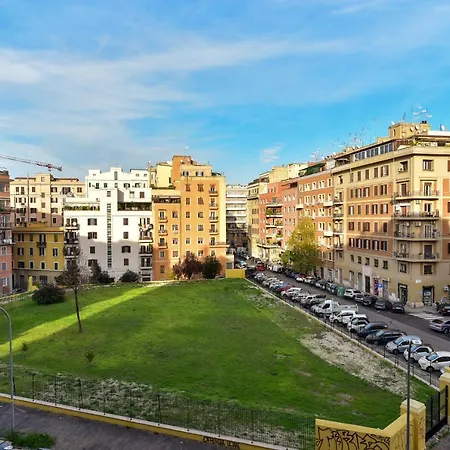 Apartment Classic In Re Di Near The Metro *
