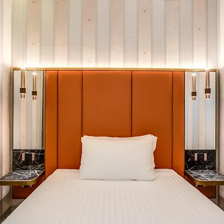 Cc Palace Otel