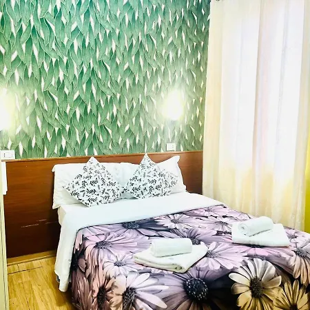 Green Guesthouse Guest house Rome