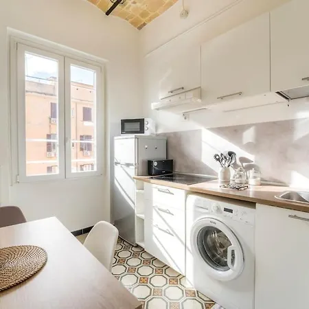 Apartment Casetta Giolitti, Cozy Apt In The Heart Of