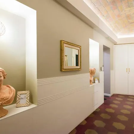 Vis Romae Luxury Apartment *