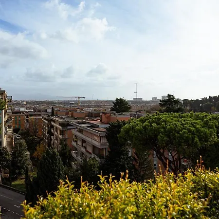 Quinto Piano Apartment *