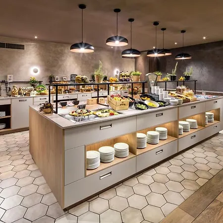 - Eur Parco Dei Medici By Ihg 4* Ρώμη