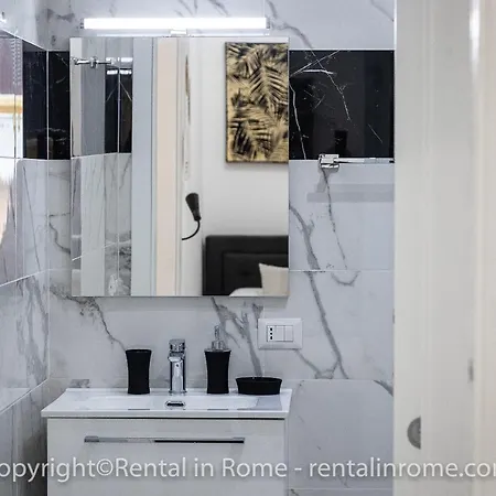 Germanico By In Apartment Rome