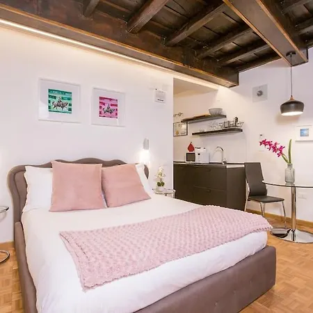 Apartment Girolamo's Jacuzzi Place *