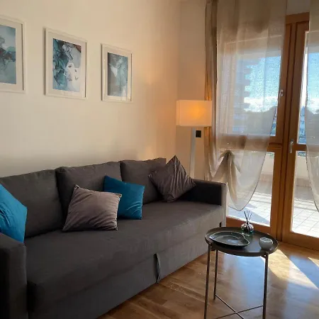 Aurelia Sweet House *