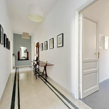 Appartement Dandolo In Trastevere By Halldis Rome