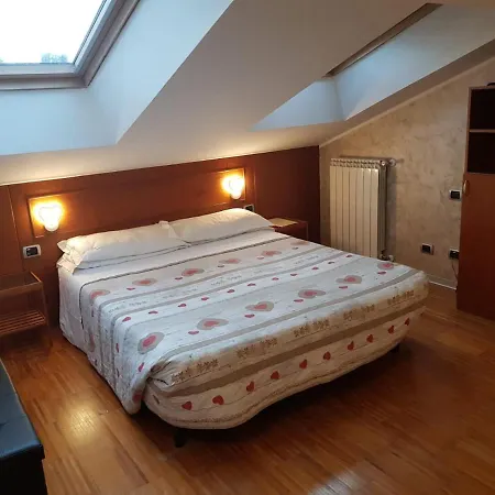 Aurelia Garden Gold Ρώμη
