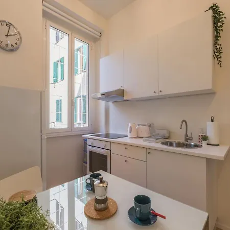 The Rent - Lovely Two-bedroom In Pigneto District