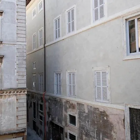 La Casa Degli Osti 3 - Piazza Navona Apartment Rome