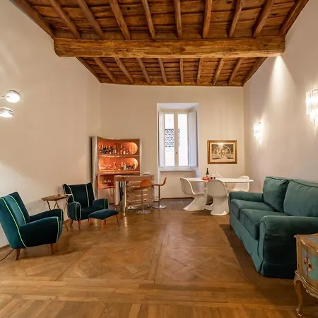 Chic And Style In Historical Via Giulia Rome