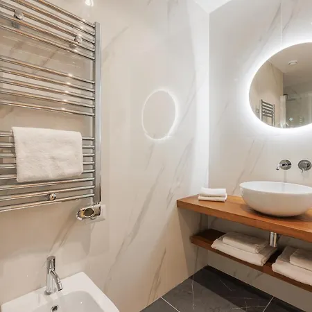Sm Mellini Relais * Roma