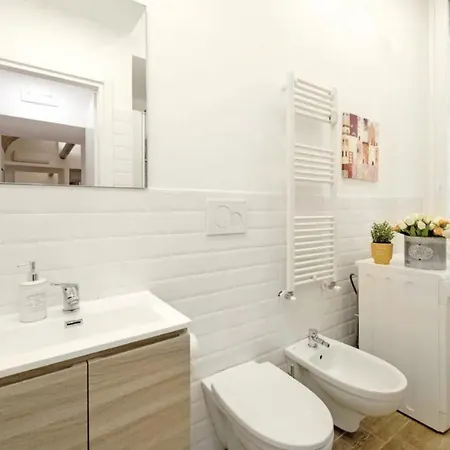 Apartment New-big Honey Colosseum 4bdr + 2sofa Bed A/c