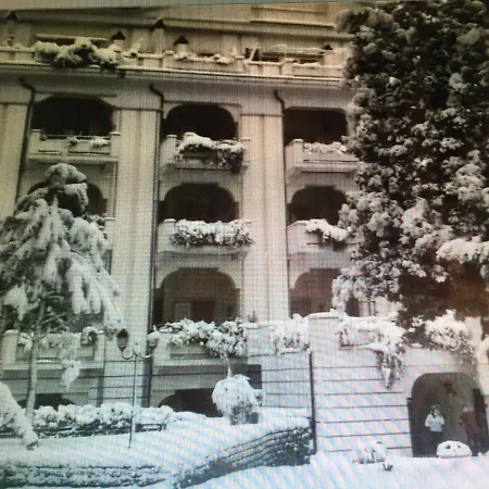 Le Terrazze Della Farnesina Policlinico Gemelli Apartment Rom