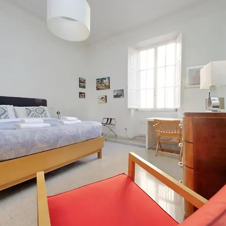 Dandolo In Trastevere By Halldis Apartment Rome