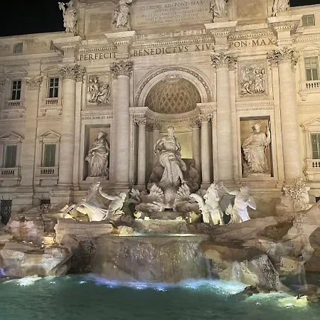 Holiday home Vhometrevi Rome