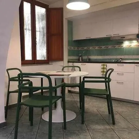 Rhome Away Tittoni Apartment *