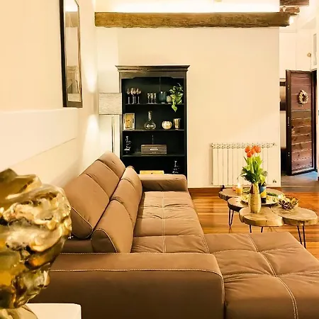 Trevi Fountain Luxury Apartment *