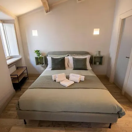 La Casa Degli Osti 3 - Piazza Navona Apartment *