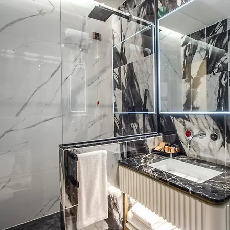 Cc Palace 4* Roma